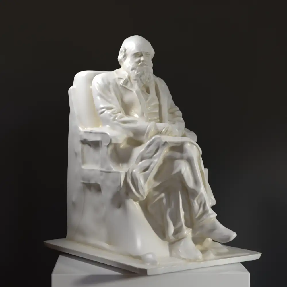 Replik der Statue von Charles Darwin im Natural History Museum London.