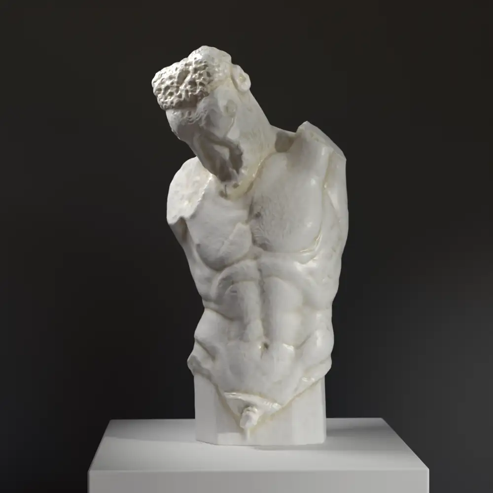 Skulptur des Minotaurus mit menschlicher Gestalt und Stierkopf in dynamischer Pose.