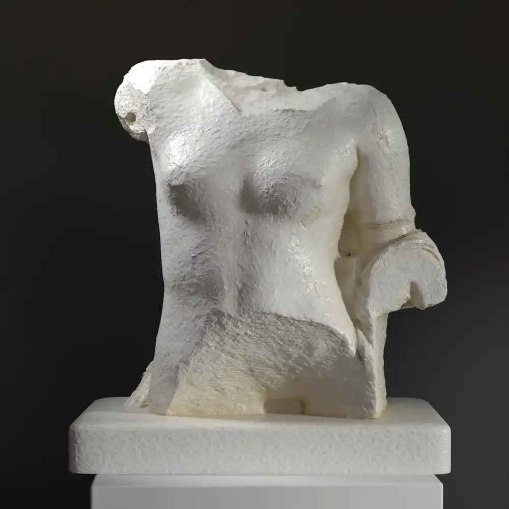 Replik des Torsos einer Statue der Aphrodite aus hochwertigem Harz.