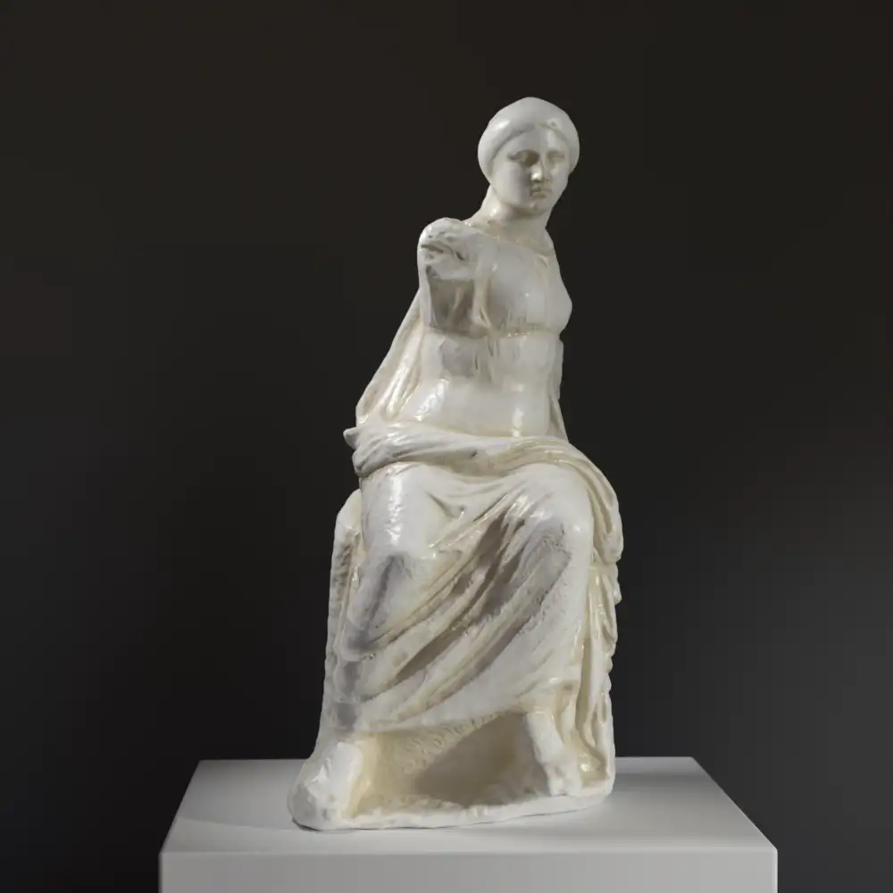 Nachbildung der unvollendeten weiblichen Grabstatue aus hochwertigem Harz.