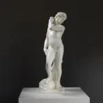 Replik der Skulptur David - Apollo in detailreicher Ausführung.