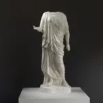 Skulptur der Göttin im Staatlichen Eremitage Museum St. Petersburg