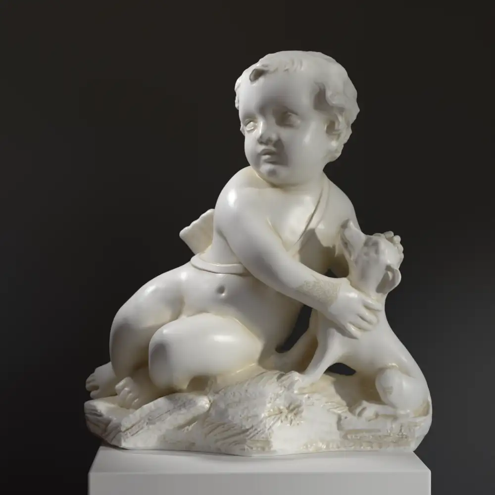 Skulptur des Putto, allegorisch für den Krieg, aus hochwertigem Harz mit Marmor- und Bronze-Patina.