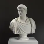 Büste des Kaisers Gallienus mit detaillierten Merkmalen und klassischer Eleganz.