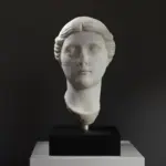 Büste von Livia Drusilla, hochwertige Replik aus Harz mit Patina.