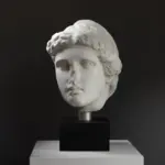 Büste eines verhüllten weiblichen Kopfes von einer athenischen Grabstele im British Museum.