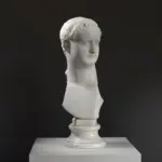 Büste von Domitian, römischer Kaiser, aus hochwertigem Harz gefertigt.