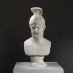 Büste von Hannibal, detailreiche Replik eines antiken Militärstrategen.