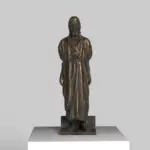 Escultura de Cristo Ante el Pueblo en resina de alta calidad.
