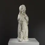 Escultura de San Juan Bautista del Juicio Final, réplica en resina con efecto de mármol y bronce.