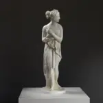 Escultura de Venus Itálica, réplica de la obra de Antonio Canova.