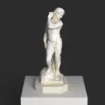Escultura de Apolo en el Museo Bargello de Florencia, réplica en resina con detalles anatómicos finos.