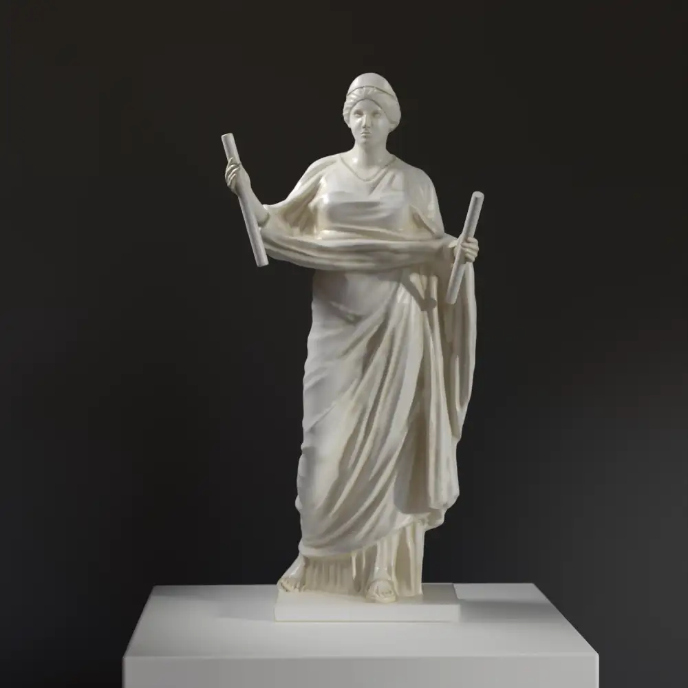 Escultura de Adorante restaurado como Euterpe en El Louvre de París
