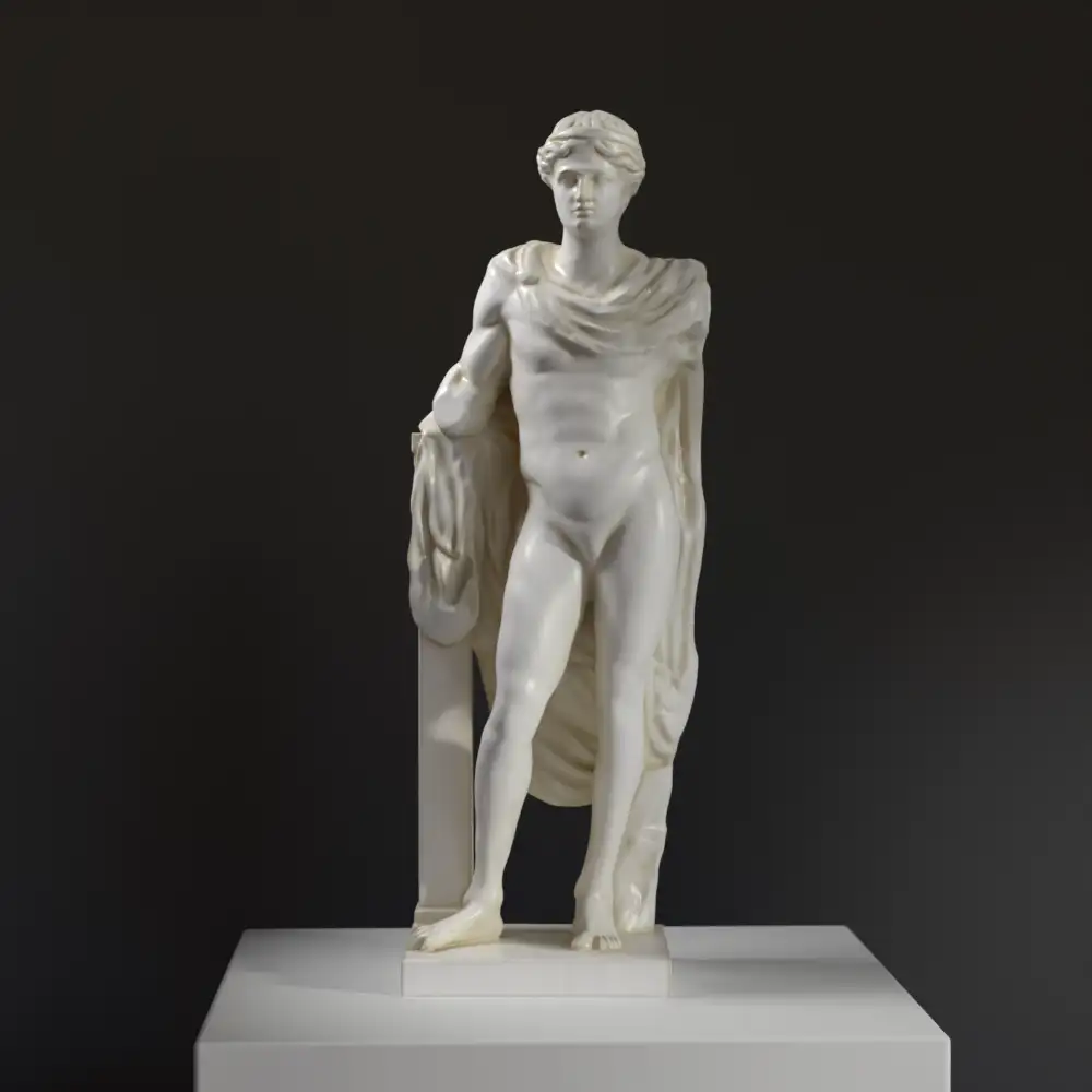 Escultura de Apolo en el Museo Estatal del Hermitage de San Petersburgo