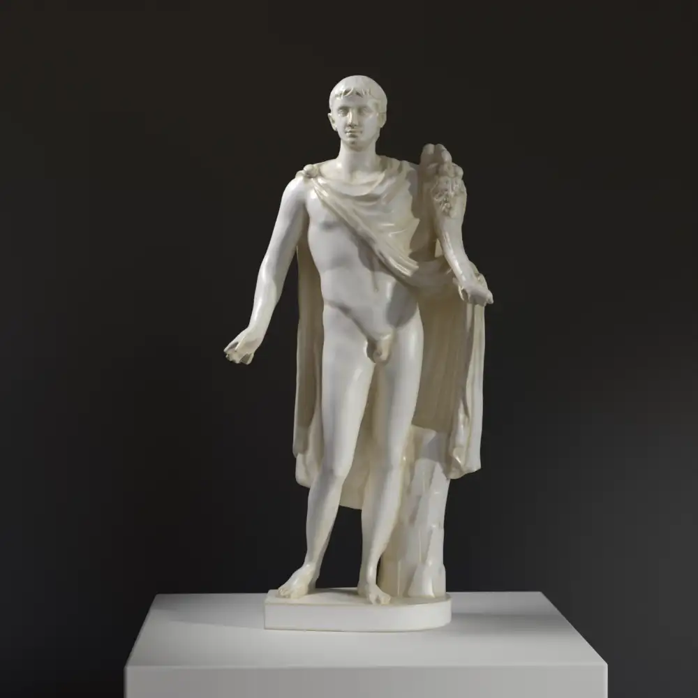 Escultura de Augusto en resina de alta calidad con efecto de pátina.