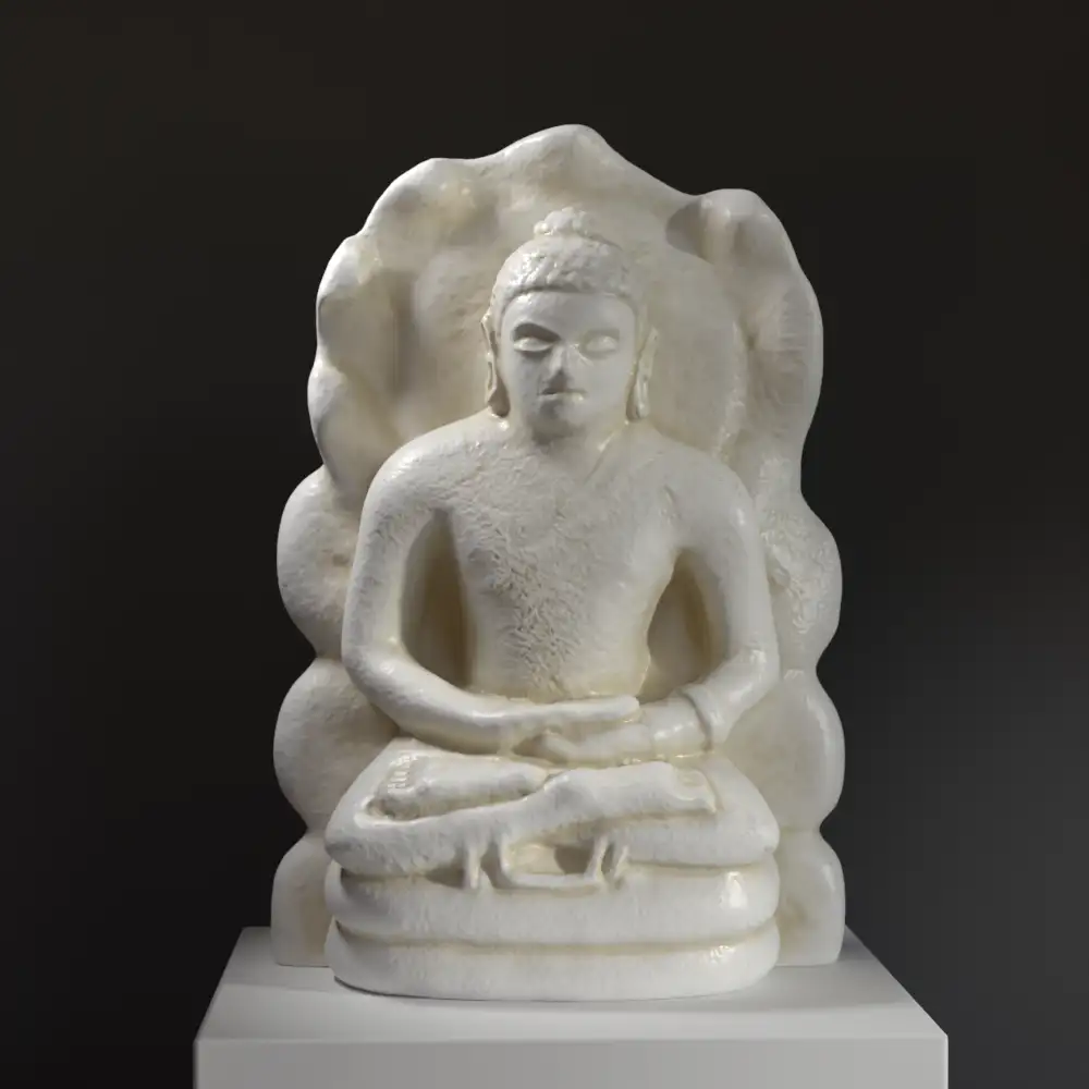 Escultura de Buda protegido por la serpiente Muchalinda en resina con acabado de mármol y bronce.