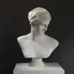 Réplica del Busto de Venus de Arlés, escultura clásica.