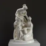 Escultura de Ceres y Proserpina en resina con acabado de mármol y bronce.