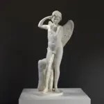 Escultura de Cupido con un Flecha en resina de alta calidad.