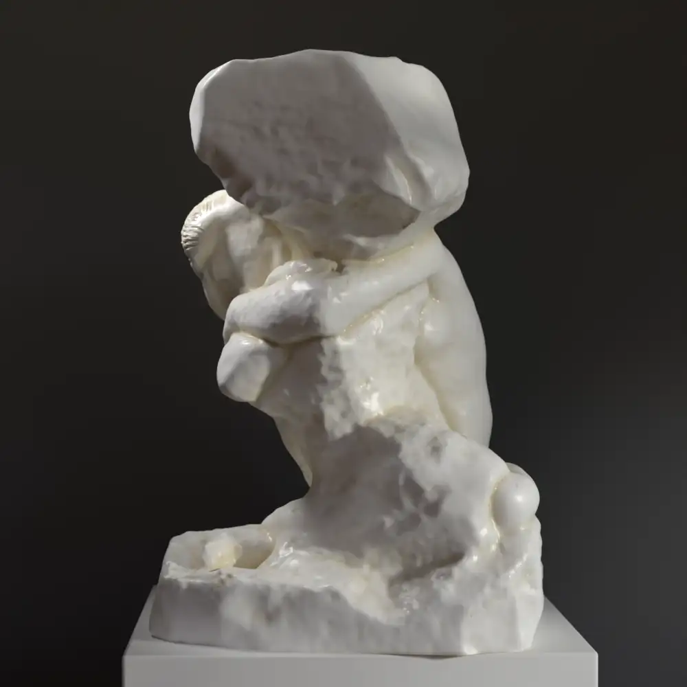 Escultura de la Kariatide Caída, réplica de Rodin en resina con acabado de pátina.