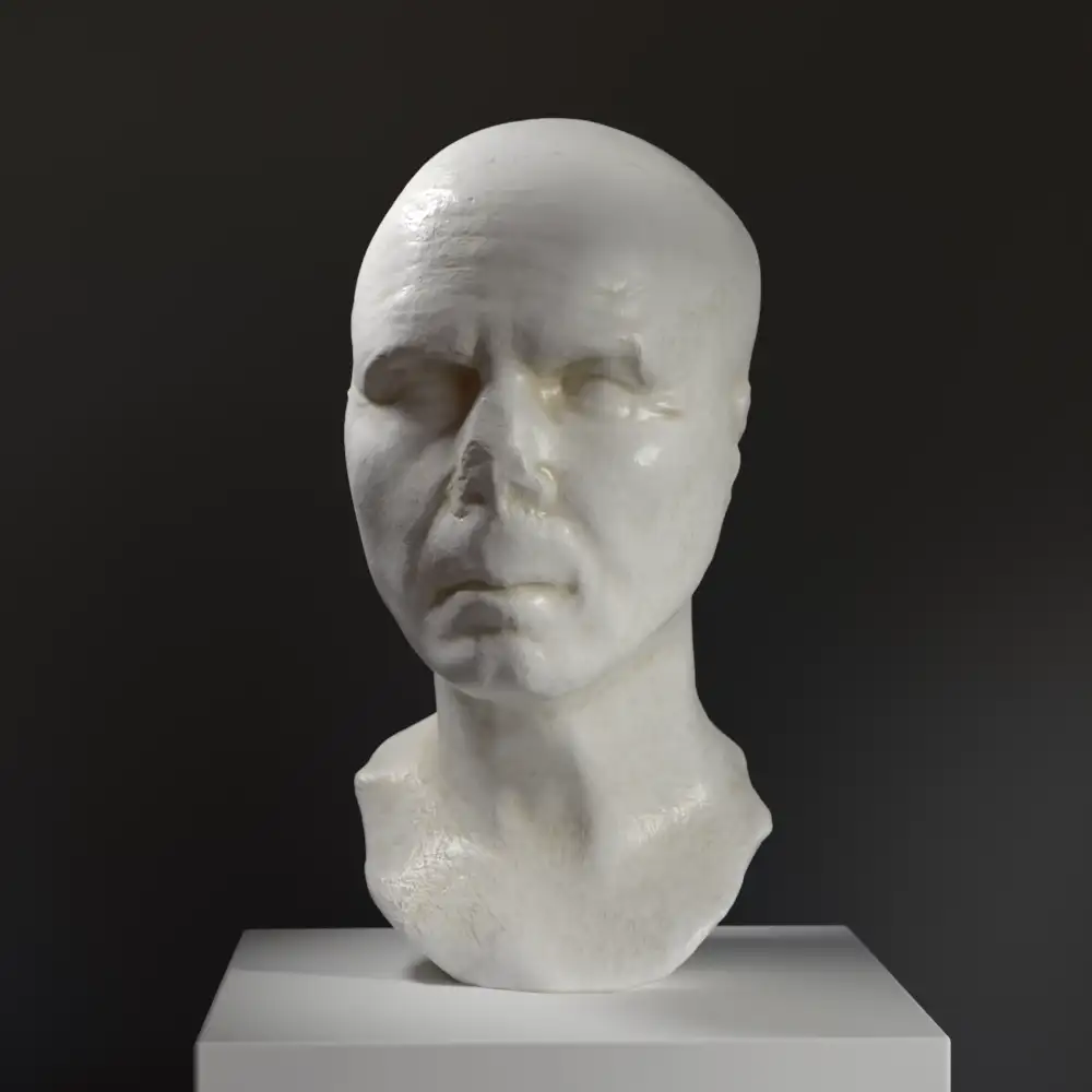 Busto de un Hombre Anciano en resina con acabado de pátina.