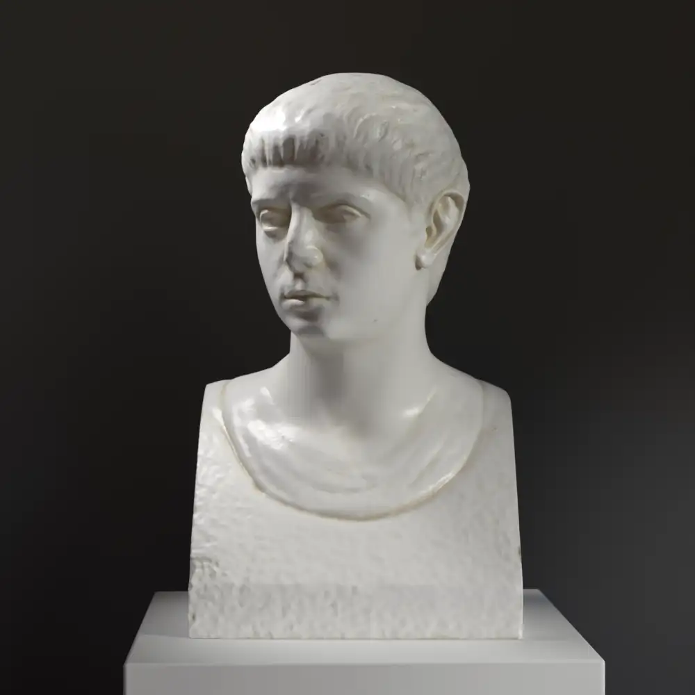 Busto del Herm de un Auriga en resina con efecto de mármol y bronce.