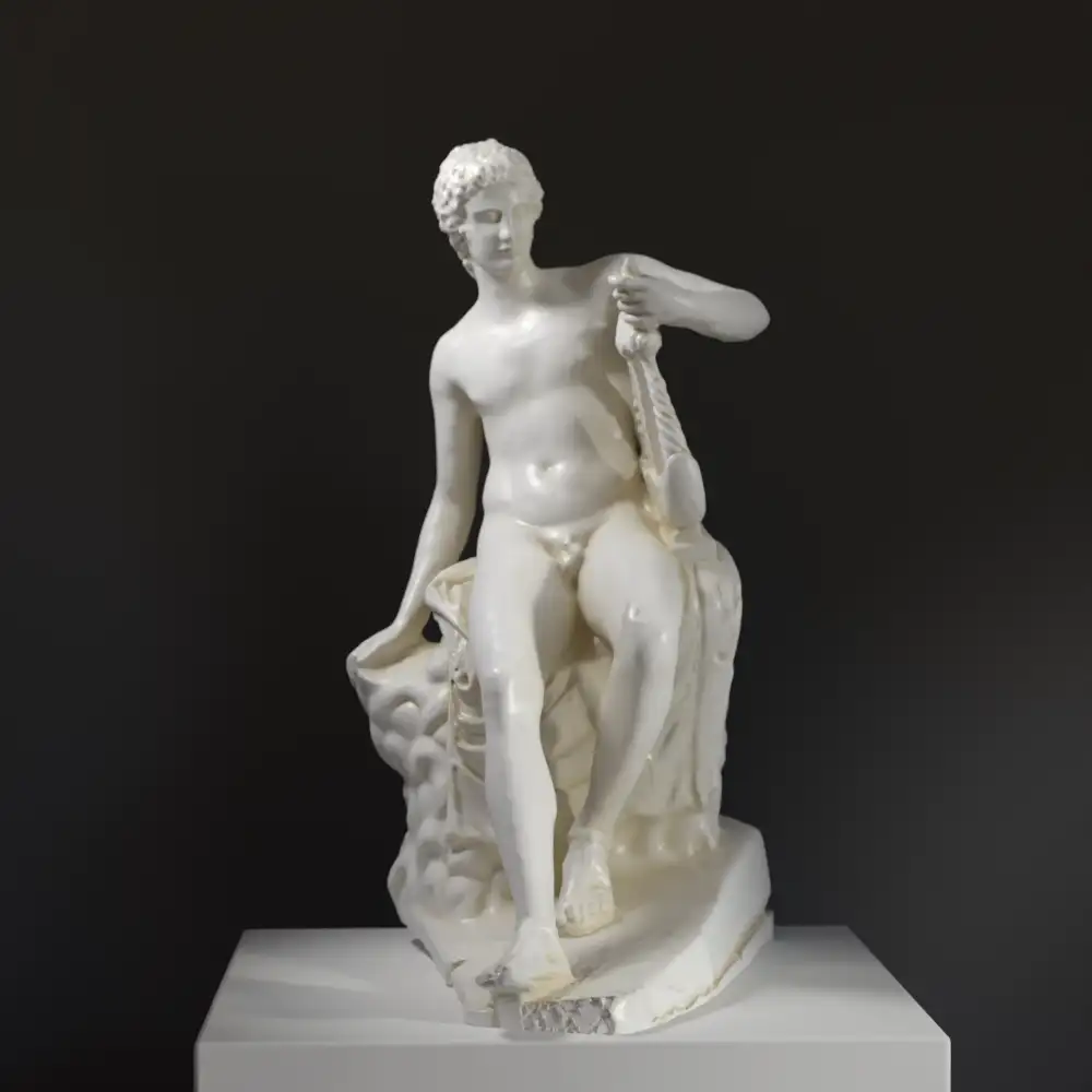 Escultura de Apolo tipo Ludovisi con detalles en mármol y bronce.