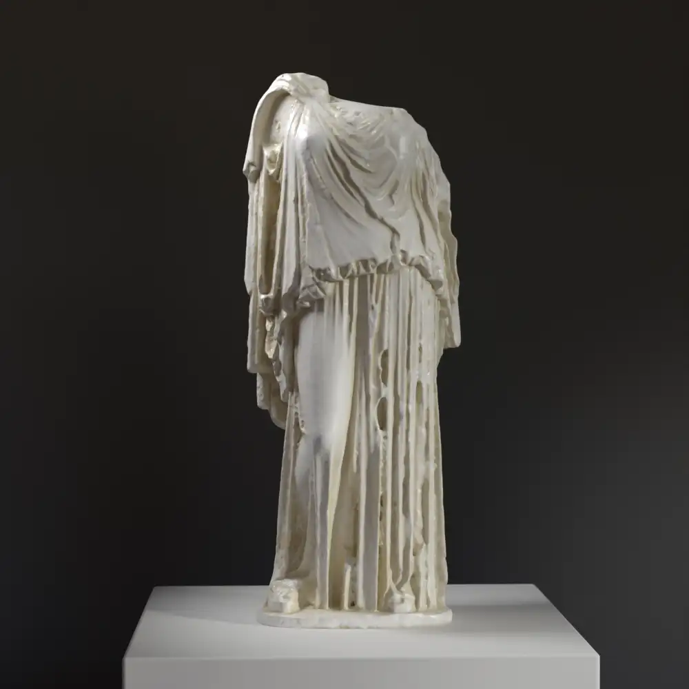 Escultura de Eirene, la personificación de la paz, en mármol.