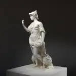 Escultura de África en el Palacio de Versalles, Francia, con detalles en mármol y bronce.