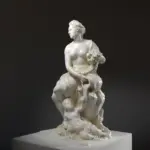 Escultura de La Marne en El Louvre de París, réplica en resina con efecto de mármol y bronce.