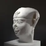 Busto del Modelo de Escultor de Ptolomeo II en resina con acabado de pátina.