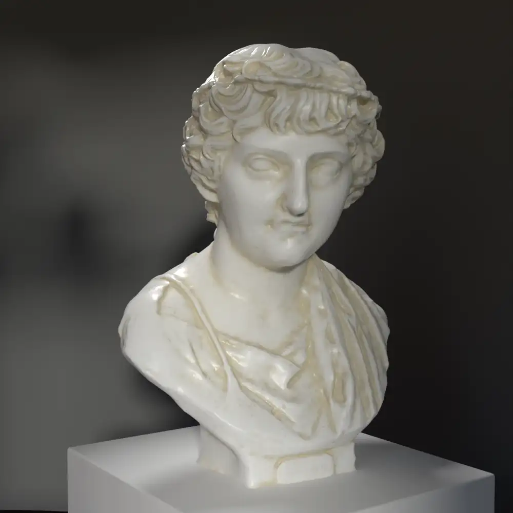 Busto de la Emperatriz Livia en resina, mostrando detalles de su peinado y expresión.