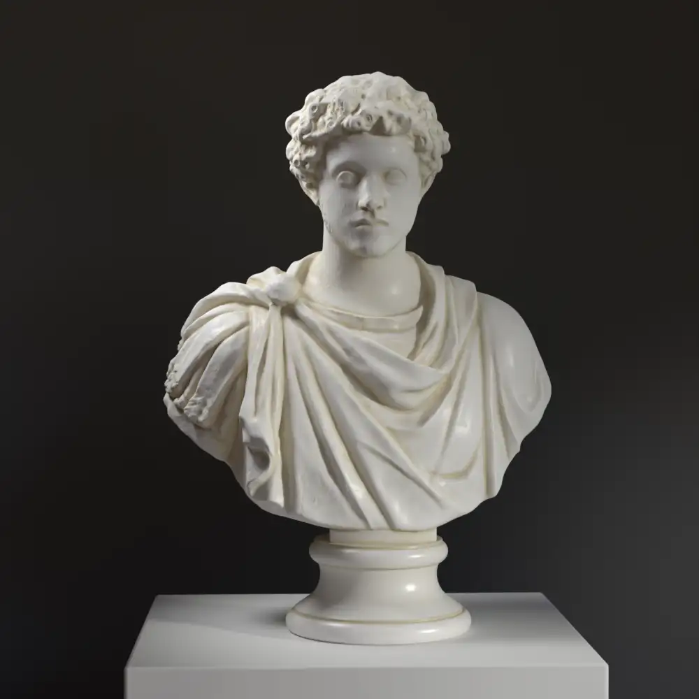 Busto de Marco Aurelio en su juventud, elaborado en resina de alta calidad.