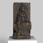 Sculpture du Bodhisattva en marbre, représentant l'art des dynasties Liao et Jin.