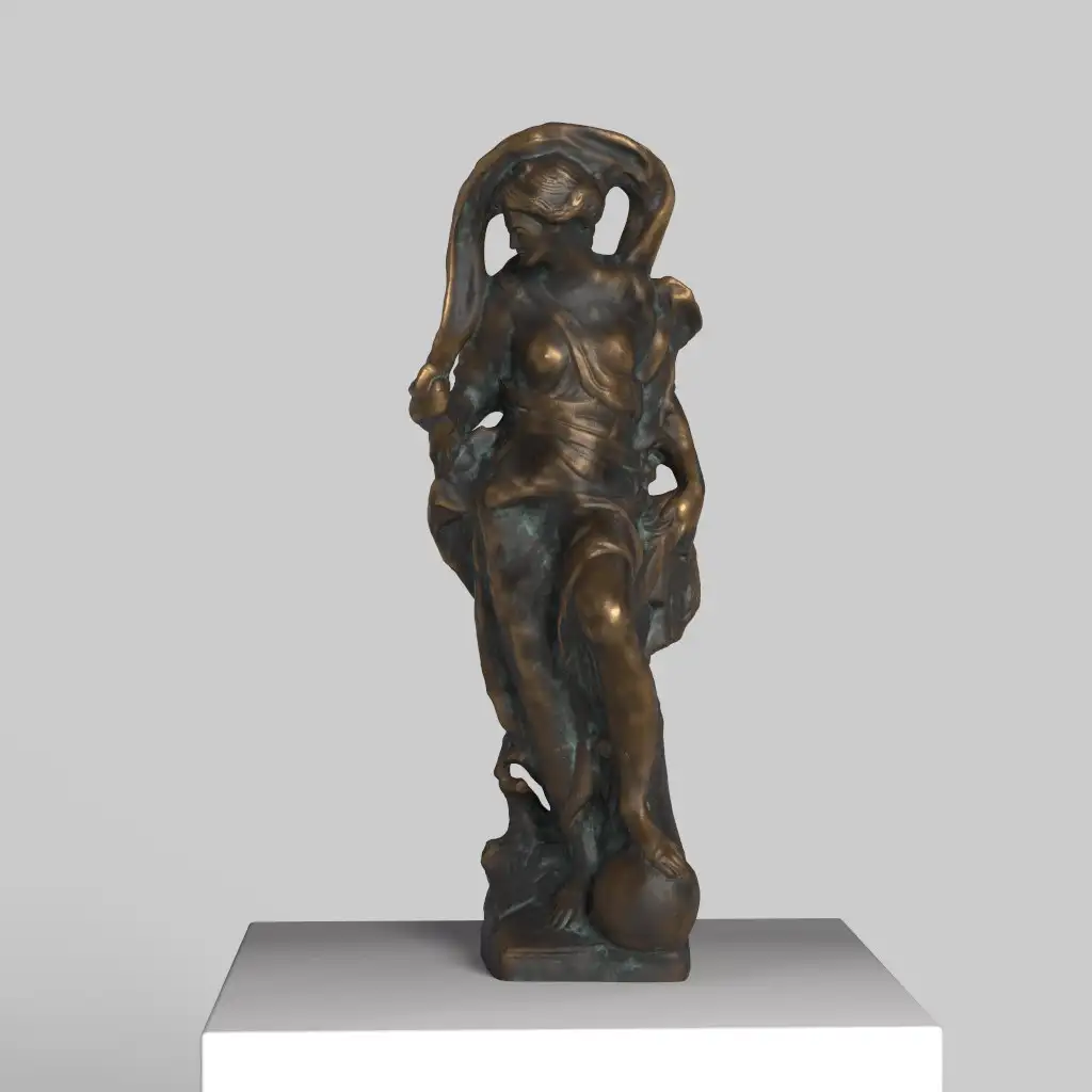 Sculpture de Fortuna, déesse romaine de la fortune, en résine avec des détails raffinés.