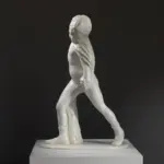 Réplique de la Statue d'un Garçon, représentant un jeune garçon tendant un arc.