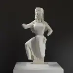 Statue de la Victoire, réplique de la déesse grecque Nike.