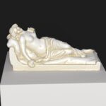 Sculpture de La Sieste au Louvre, réplique en résine