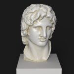 Buste d'Alexandre le Grand en résine avec effet marbré et bronze.