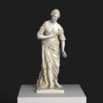 Sculpture de Madame de Pompadour au Louvre de Paris, représentant la grâce et l'influence de la Marquise.