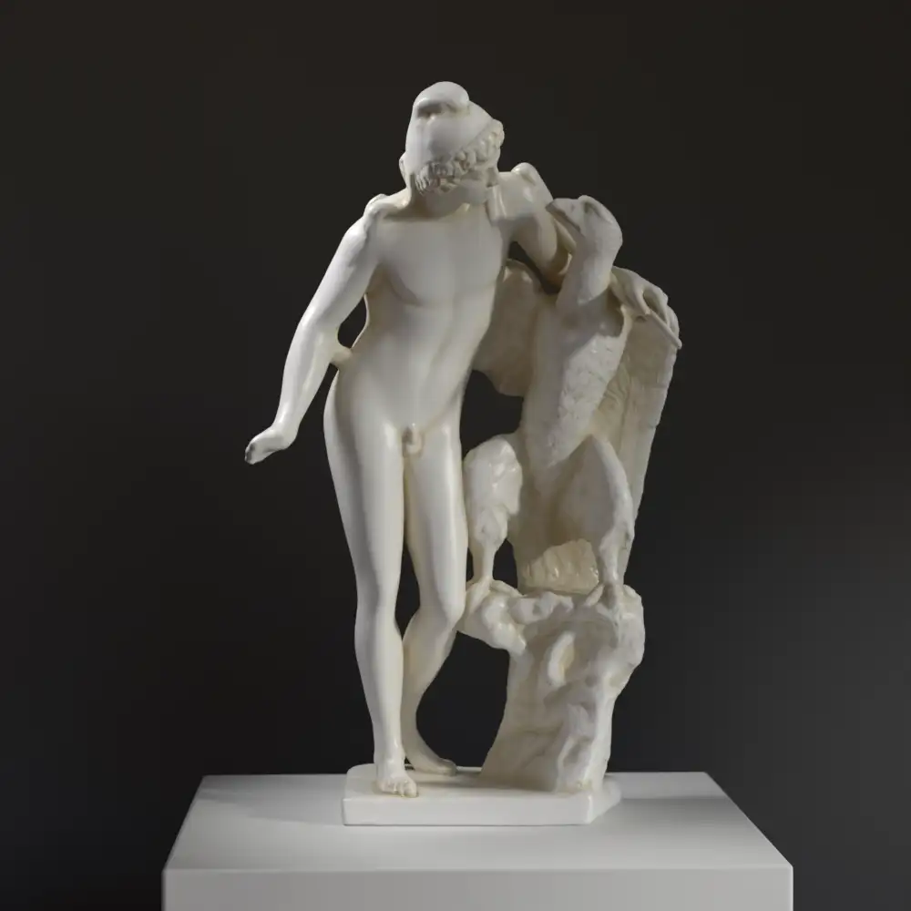 Sculpture de Ganymède enlevé par l'aigle, représentant la mythologie antique.