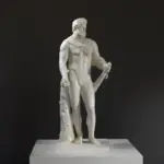 Sculpture d'Hercule au Palais de Versailles, représentant la force et la bravoure.