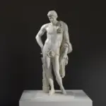 Réplique de la sculpture d'Hermès du Museo Pio-Clementino.