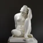 Réplique de la sculpture Méditerranée d'Aristide Maillol, mettant en avant la féminité et la grâce.
