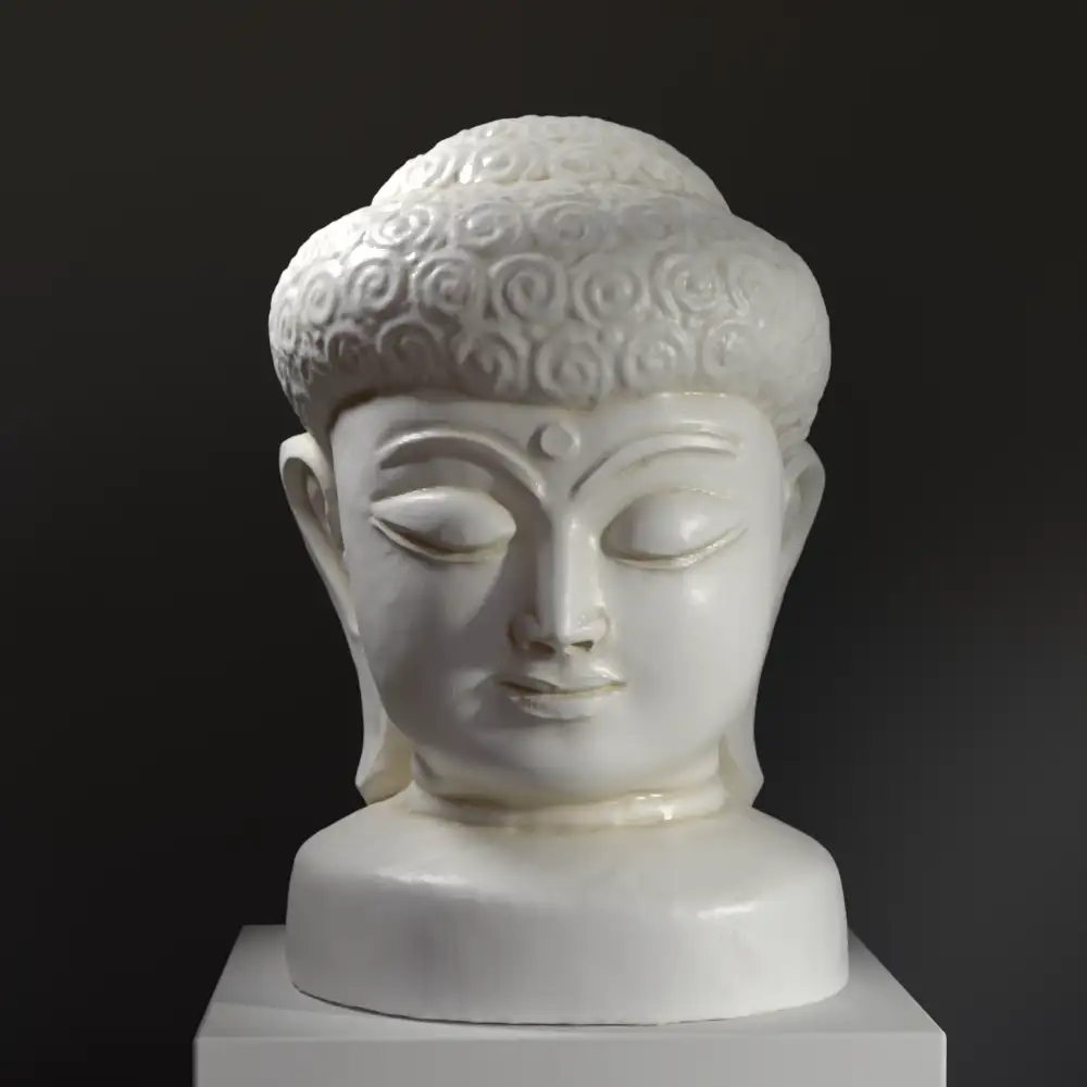 Sculpture de la Figure d'Odisha en résine avec effet de patine marbrée et bronze.