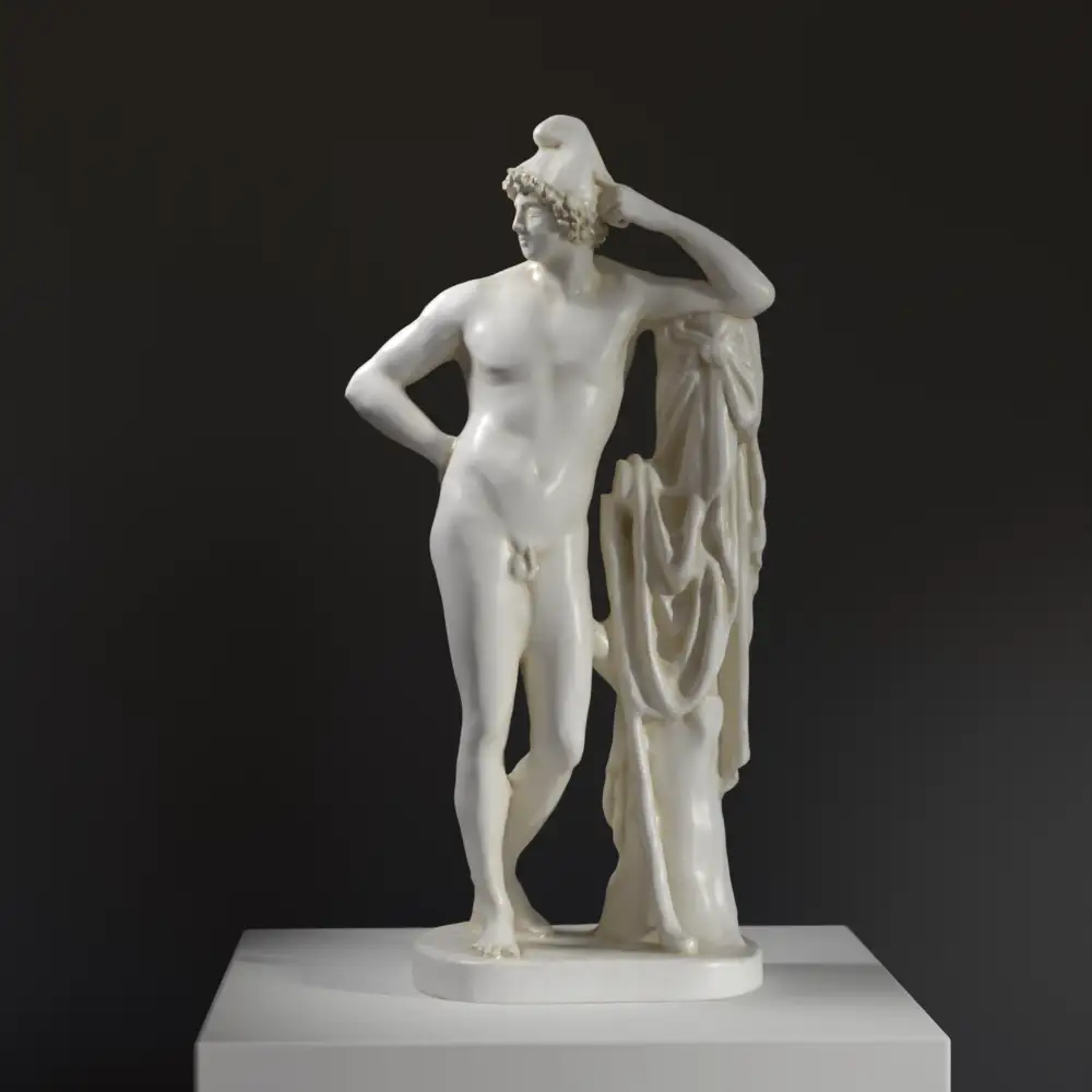Réplique de la sculpture 'Paris' d'Antonio Canova en résine avec effet marbré.