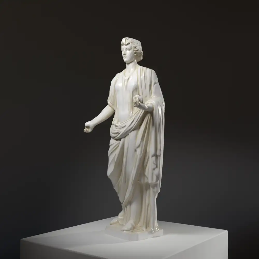 Sculpture de Junon au Palais de Versailles en résine avec patine.