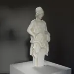 Buste d'Athena en résine avec effet de patine.
