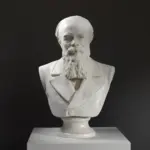 Buste de Fiodor Dostoïevski en résine avec une finition patinée.