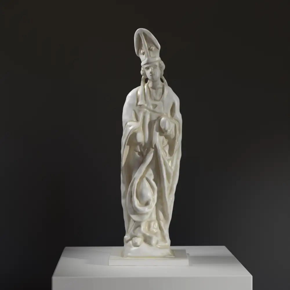 Scultura di San Martino in resina con dettagli in marmo e bronzo.